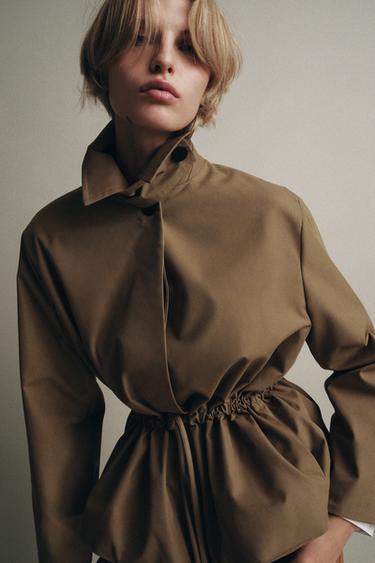 ZW COLLECTION KORT PARKA MED JUSTERBAR TALJE - taupe brun fra Zara