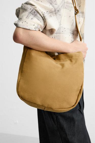 BOLSO HOMBRO TEJIDO - Marrón Arena de Zara - Imagen 0