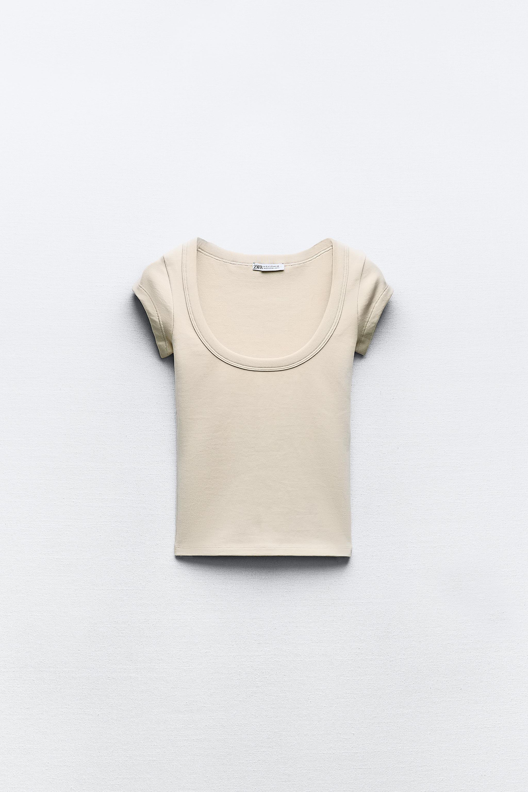 RIBBED ROUND NECK T-SHIRT