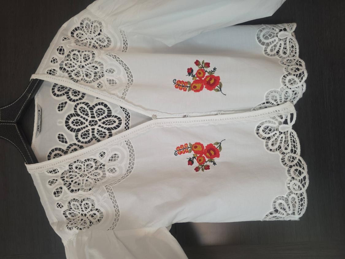 EMBROIDERED BLOUSE - Image 3