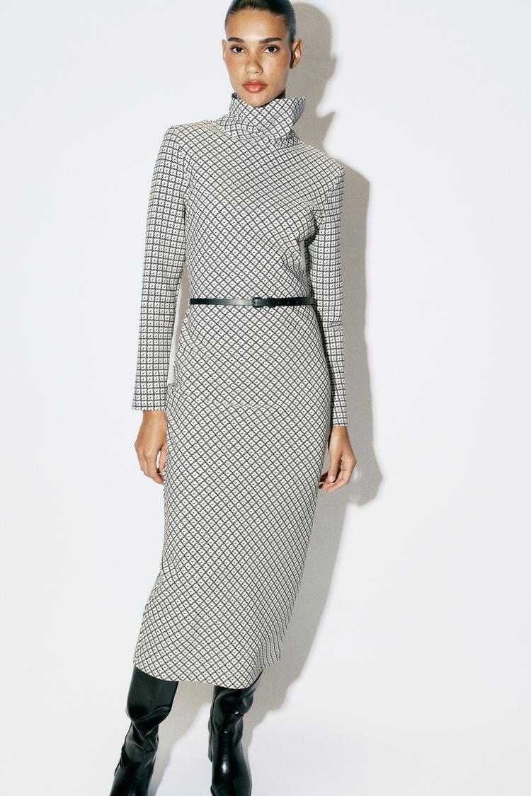 PRINTED BELTED MAXI DRESS — Black / Ecru
