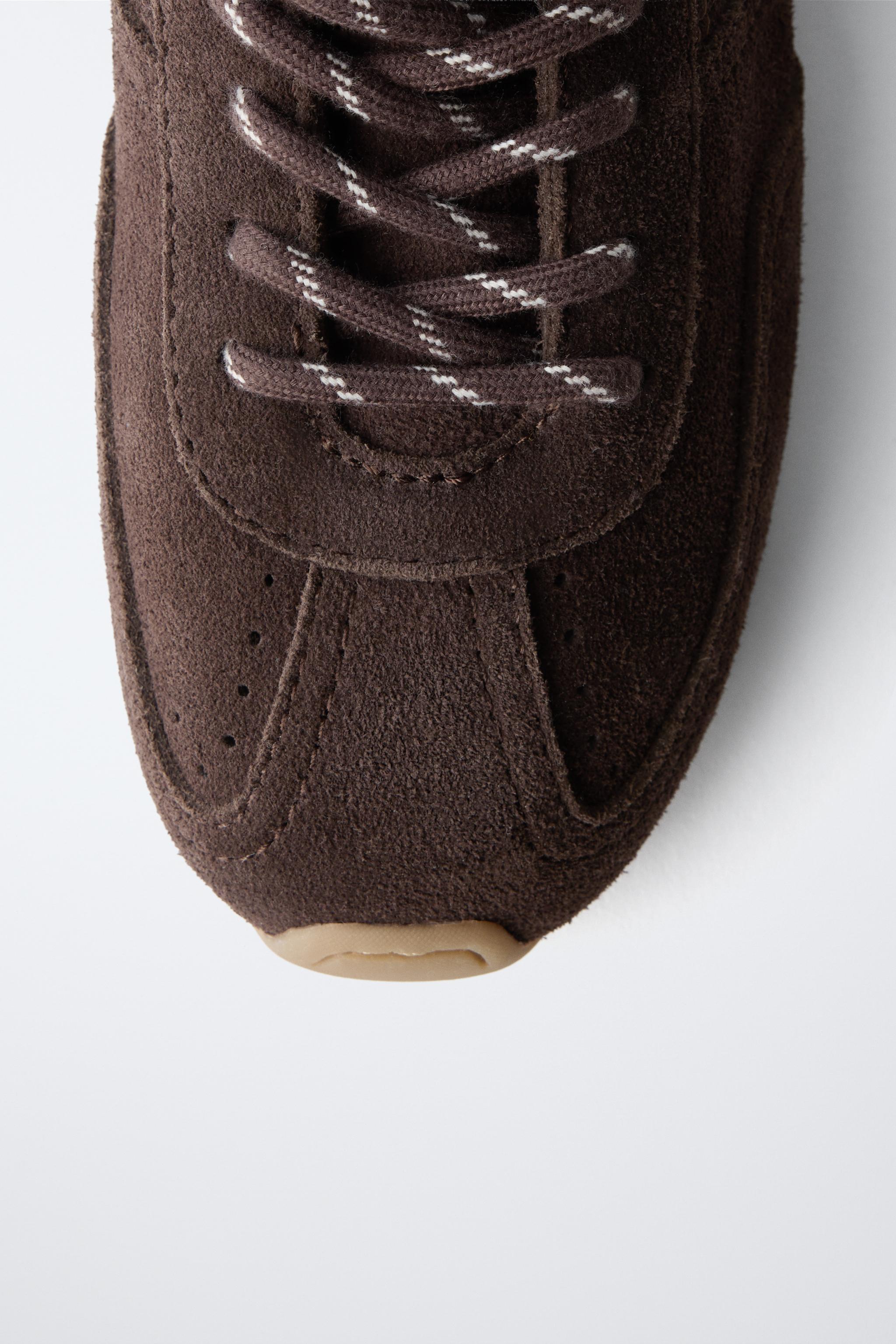 LEATHER SNEAKERS