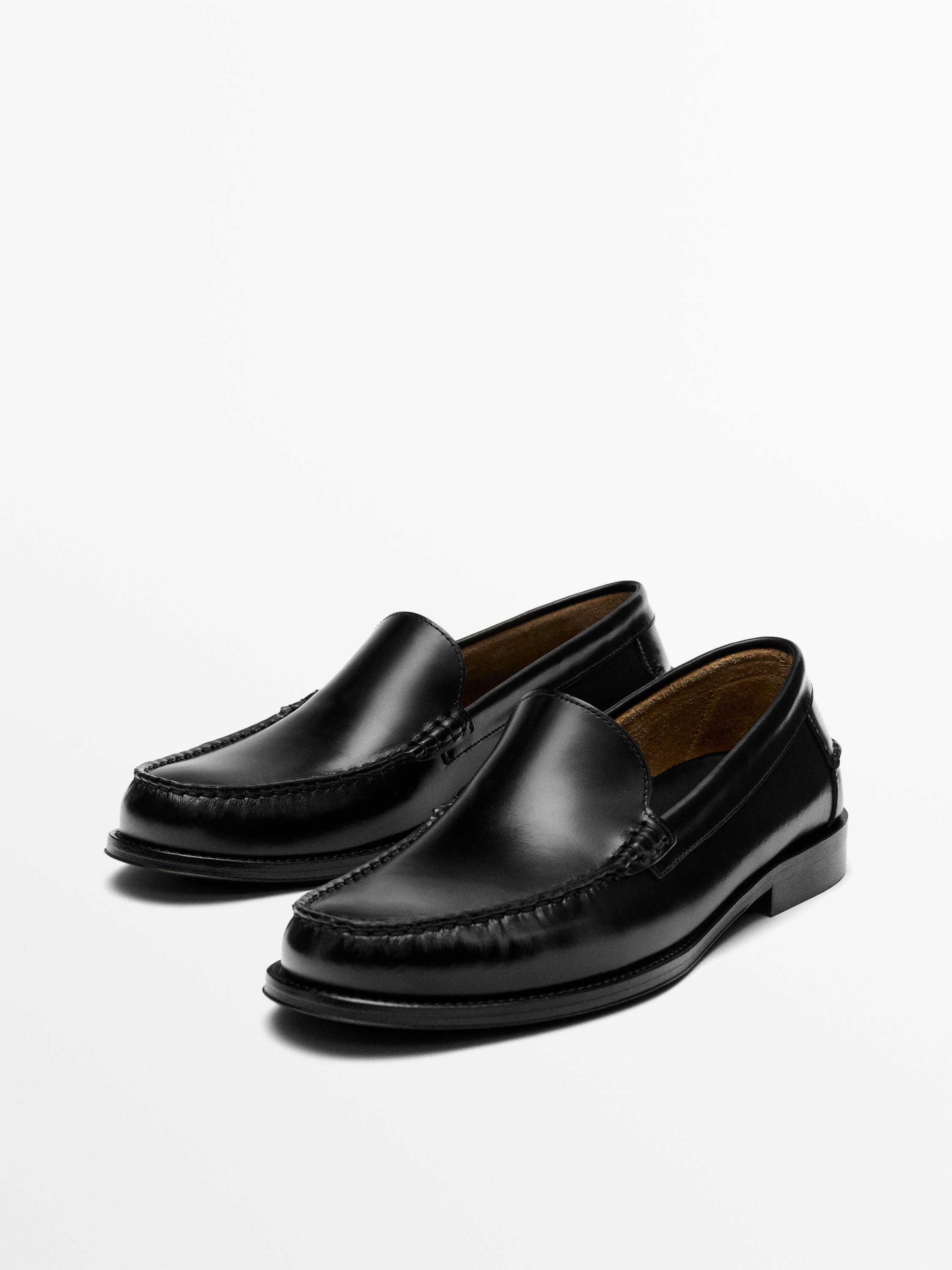 Leather loafers with glossy finish