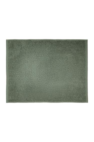 ALFOMBRA BAÑO LISA - Khaki de Zara