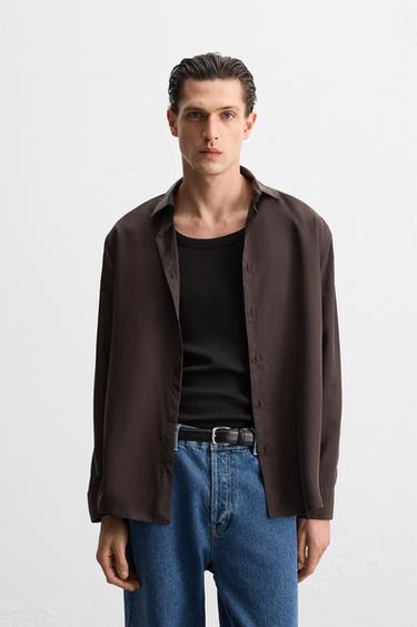 CAMISA 100% SEDA - chocolate de Zara
