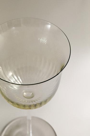 VERRE À PIED EN VERRE TRANSPARENT - Verdâtre de Zara - Image 2