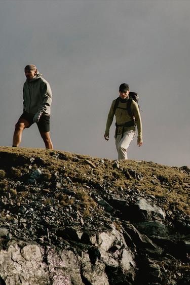 Zara Product image - Ecru/Yellow - Image 0