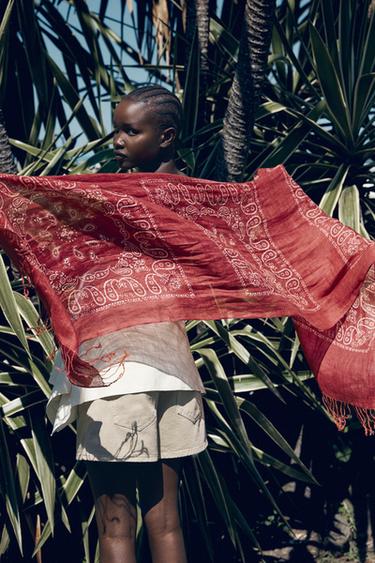 LENÇO ESTAMPADO COM LINHO 100% COM FRANJAS - Vermelho da Zara