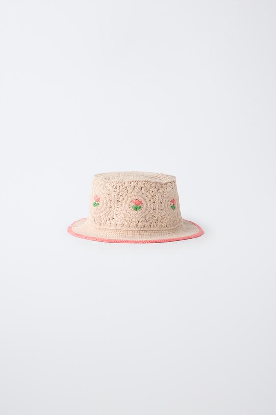 CROCHET BUCKET HAT WITH FLOWERS - Ecru by Zara - Image 0