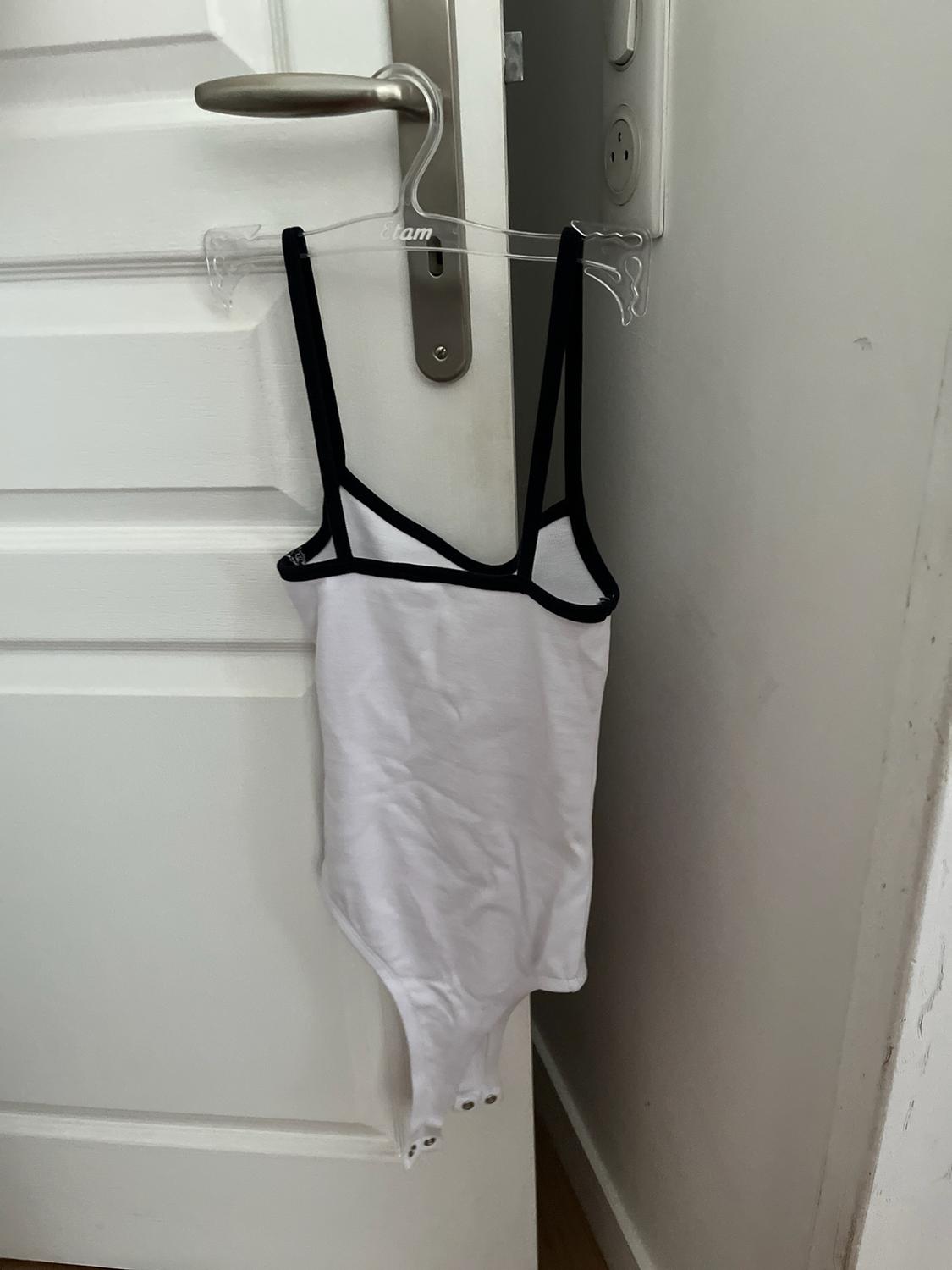 BODYSUIT WITH CONTRAST PIPING - Image 2