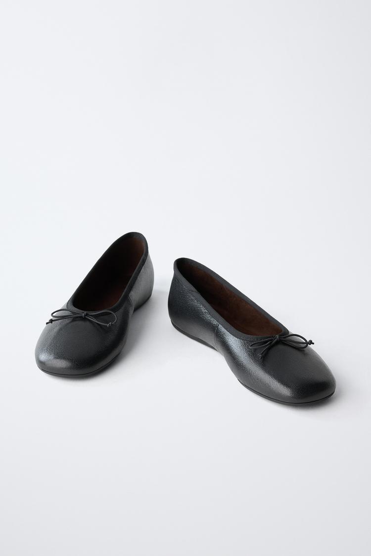 Balletas de cuero con moño 4