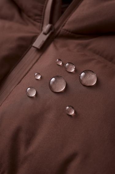 WATER-REPELLENT HOODED PUFFER COAT - dark russet by Zara