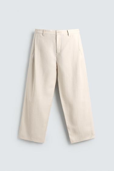 PANTALÓN FLUIDO PLIEGUES - Crudo medio de Zara