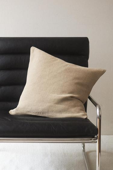 PLAIN WASHED LINEN QUILTED CUSHION COVER - Light beige by Zara