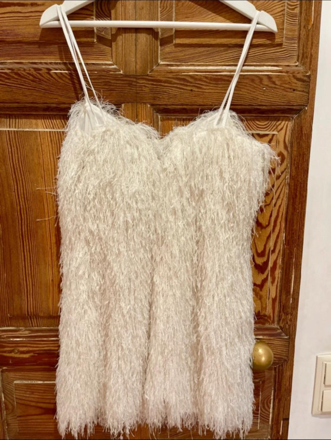 VESTIDO BLANCO CON FLECOS - Image 4