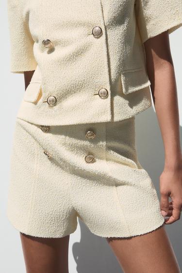TEXTURED BERMUDA SHORTS WITH GOLD BUTTONS - Printed by Zara - Image 2