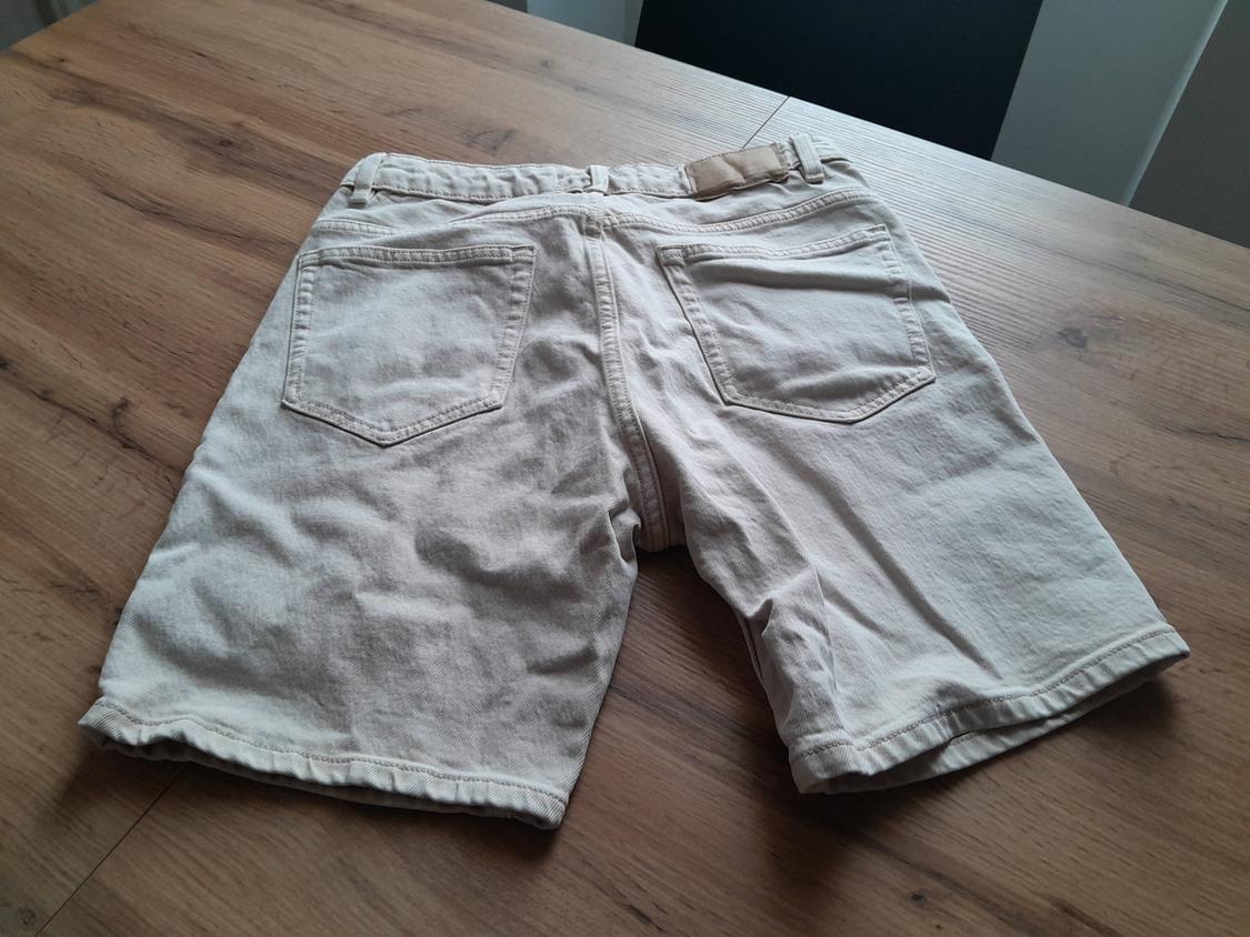 BASIC COLOURED BERMUDAS - Image 4