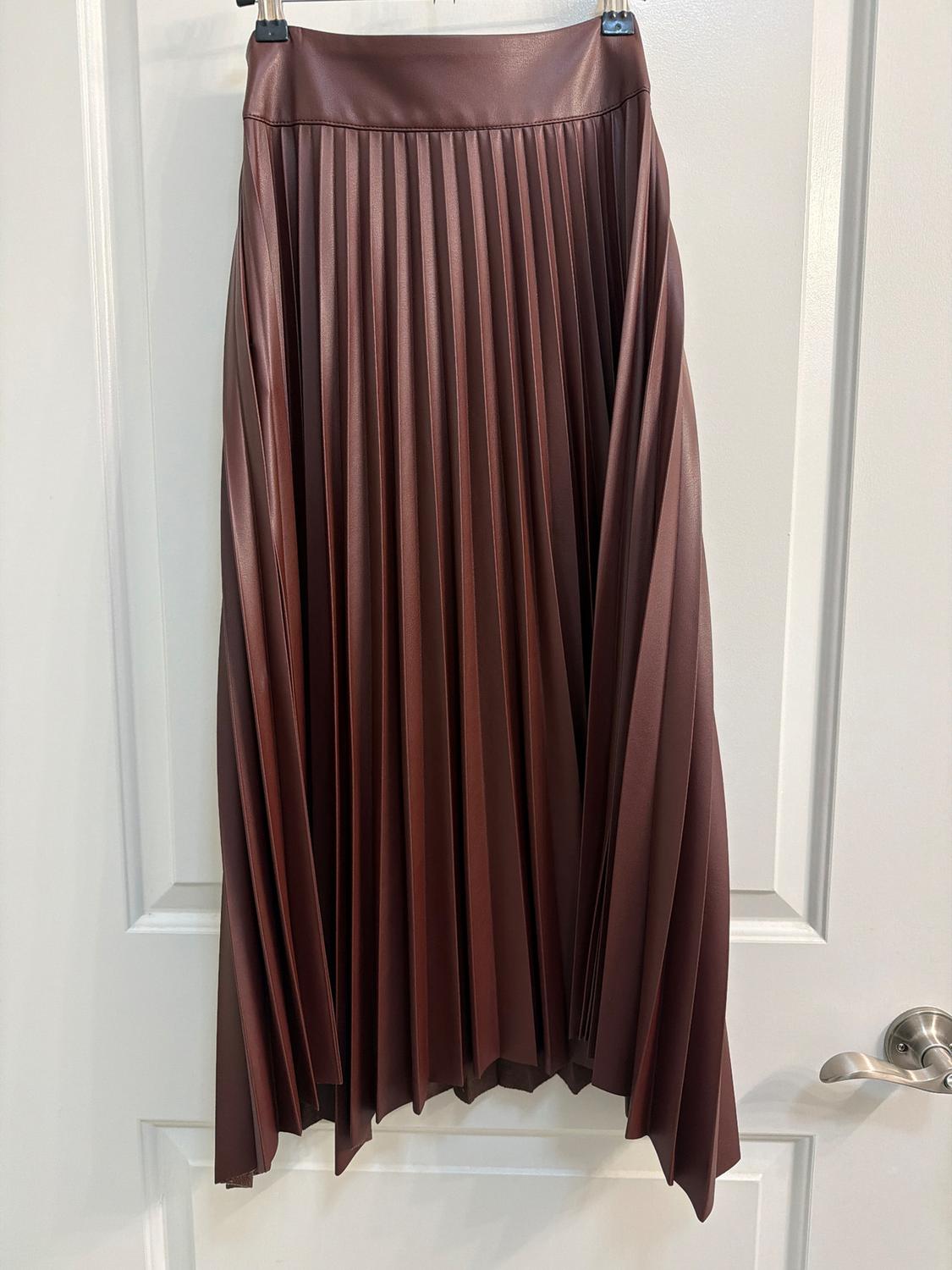 FAUX LEATHER PLEATED SKIRT - Image 2