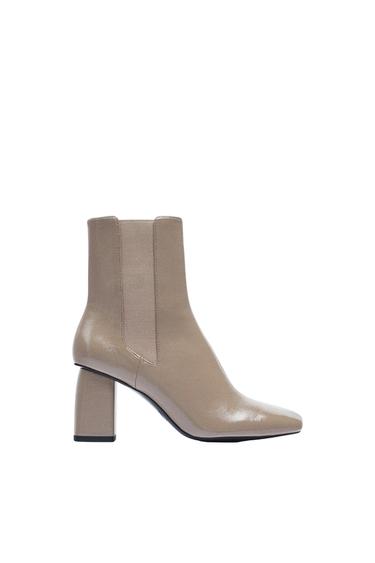HEELED BOOTIES