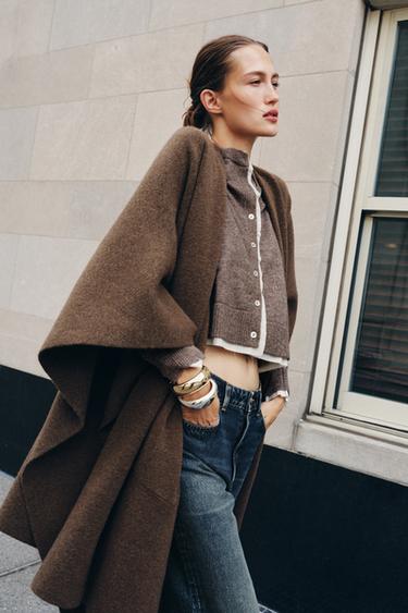 LONG KNIT CAPE - camel by Zara
