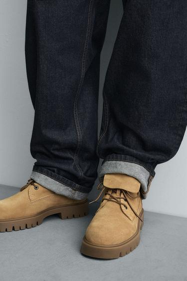 BOTTES EN CUIR ÉPAISSES - Beige de Zara - Image 2