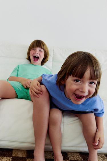 6-14 YEARS/PLAIN T-SHIRT AND BERMUDA PYJAMAS - Green by Zara