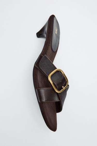 BUCKLED LEATHER SANDALS - Brown by Zara