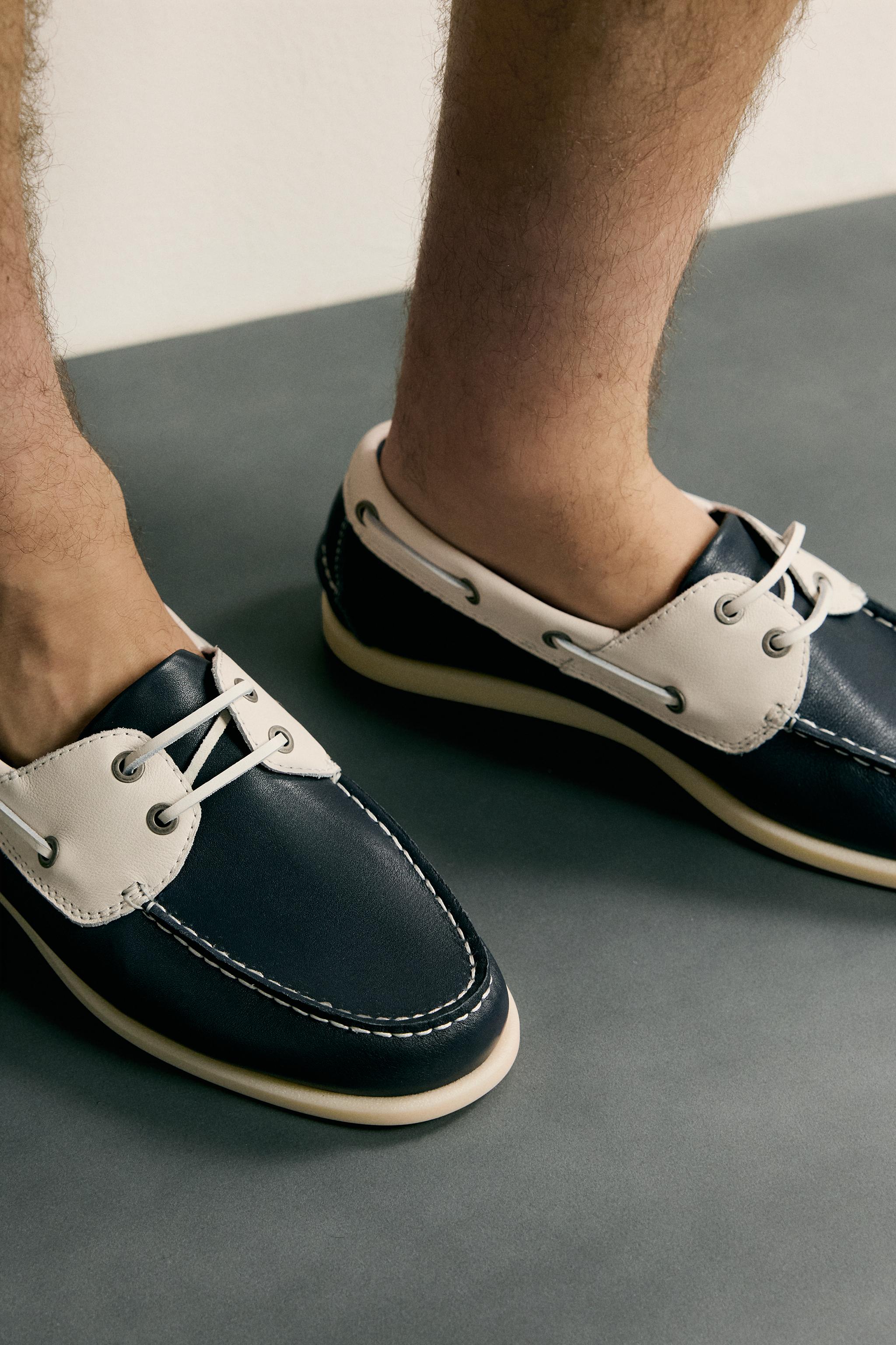 CHAUSSURES BATEAU EN CUIR