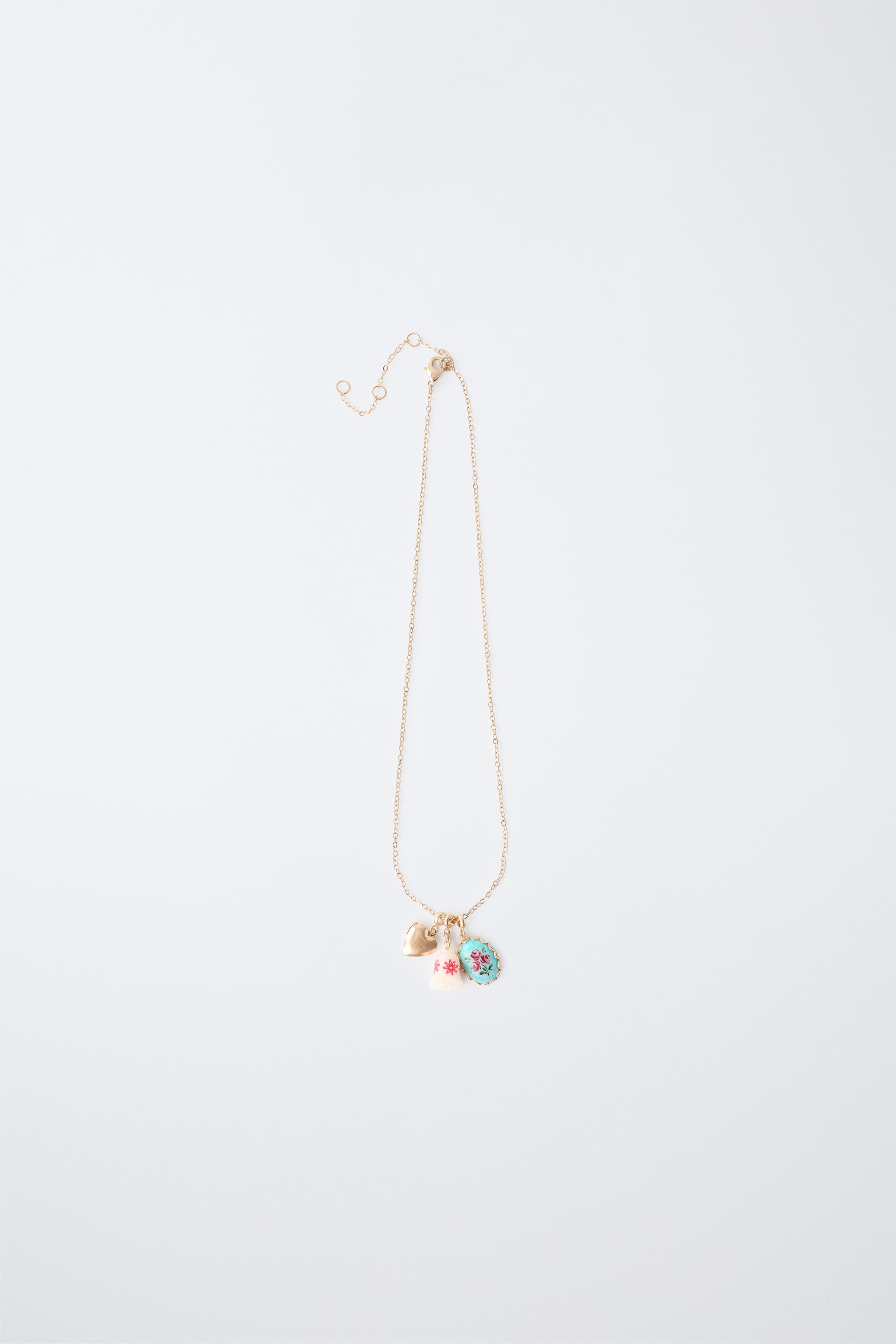 CHARM PENDANT NECKLACE — Golden