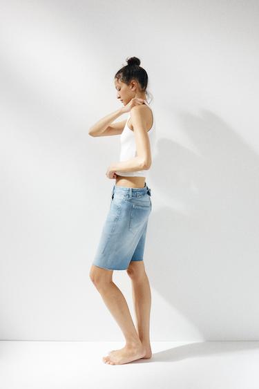 ДЖИНСОВЫЕ ШОРТЫ TRF СО СРЕДНЕЙ ПОСАДКОЙ И ШЛЕВКАМИ — ГОЛУБОЙ от Zara