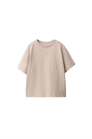 CAMISETA LISA - Tostado de Zara