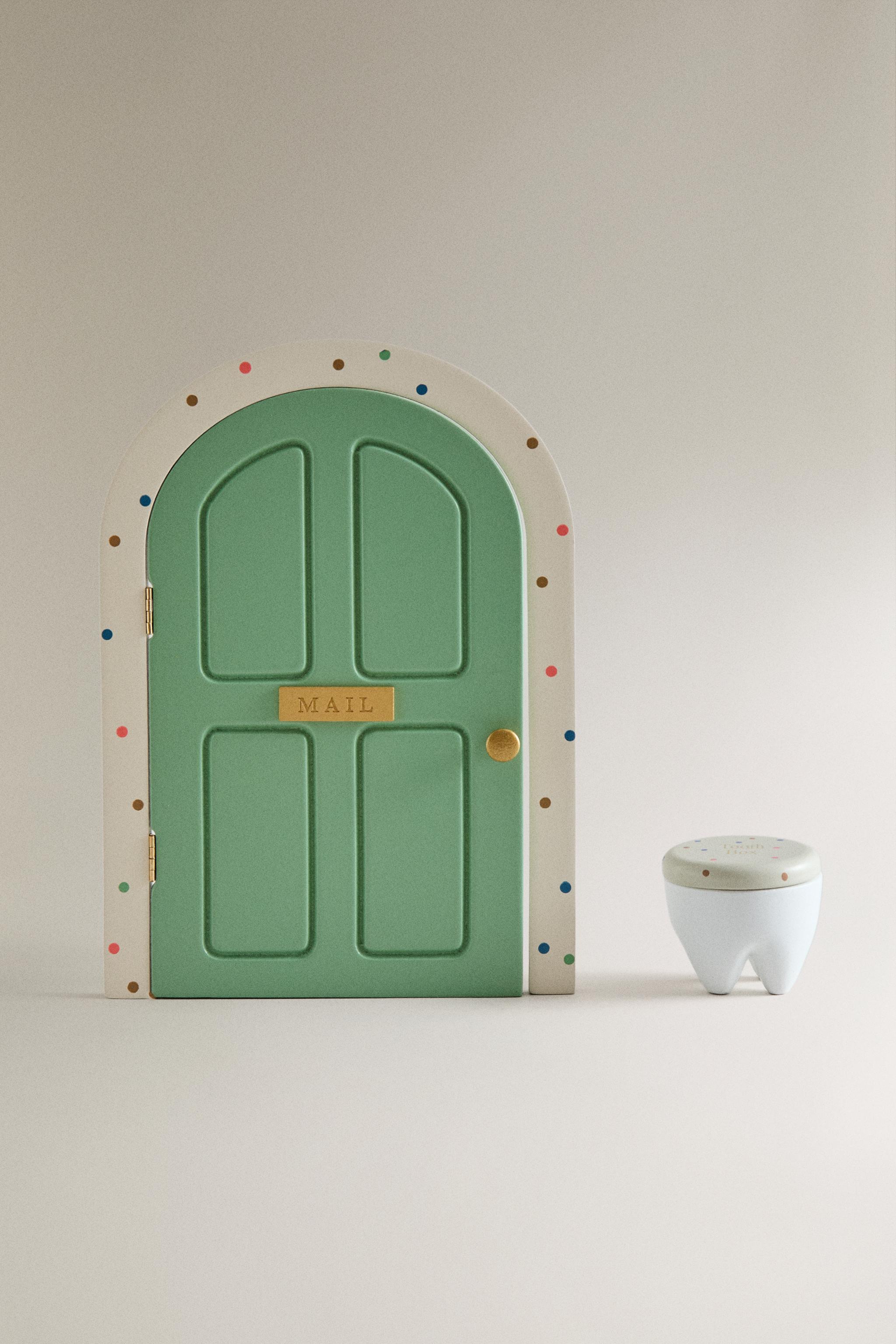 Zara LARGE KIDS' MINI DOOR