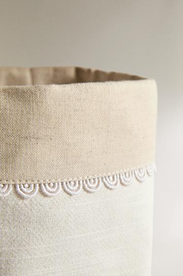 BREAD BASKET WITH LACE TRIM - Light beige by Zara