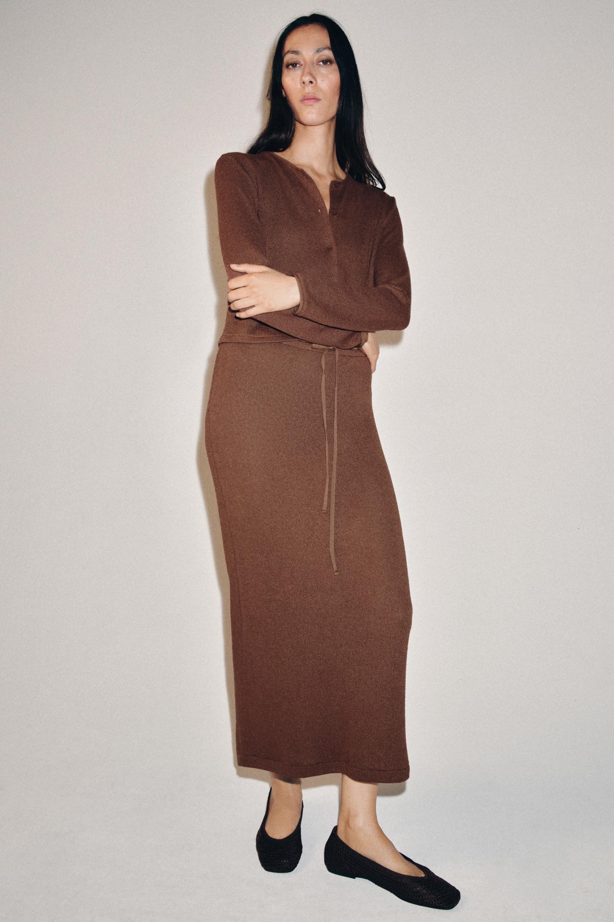 LONG SLEEVE BUTTONED JACKET — Brown
