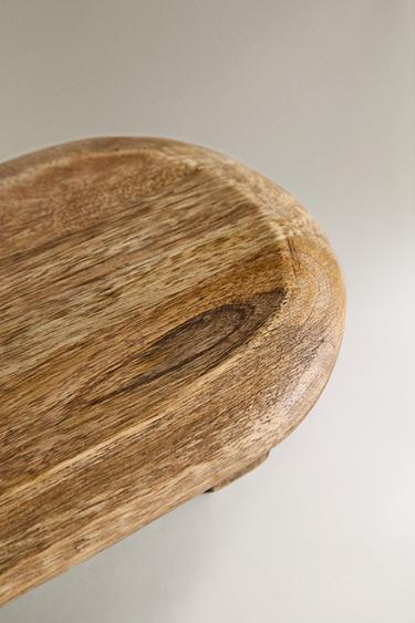 PLANCHE EN BOIS À PIEDS - Marron de Zara - Image 2