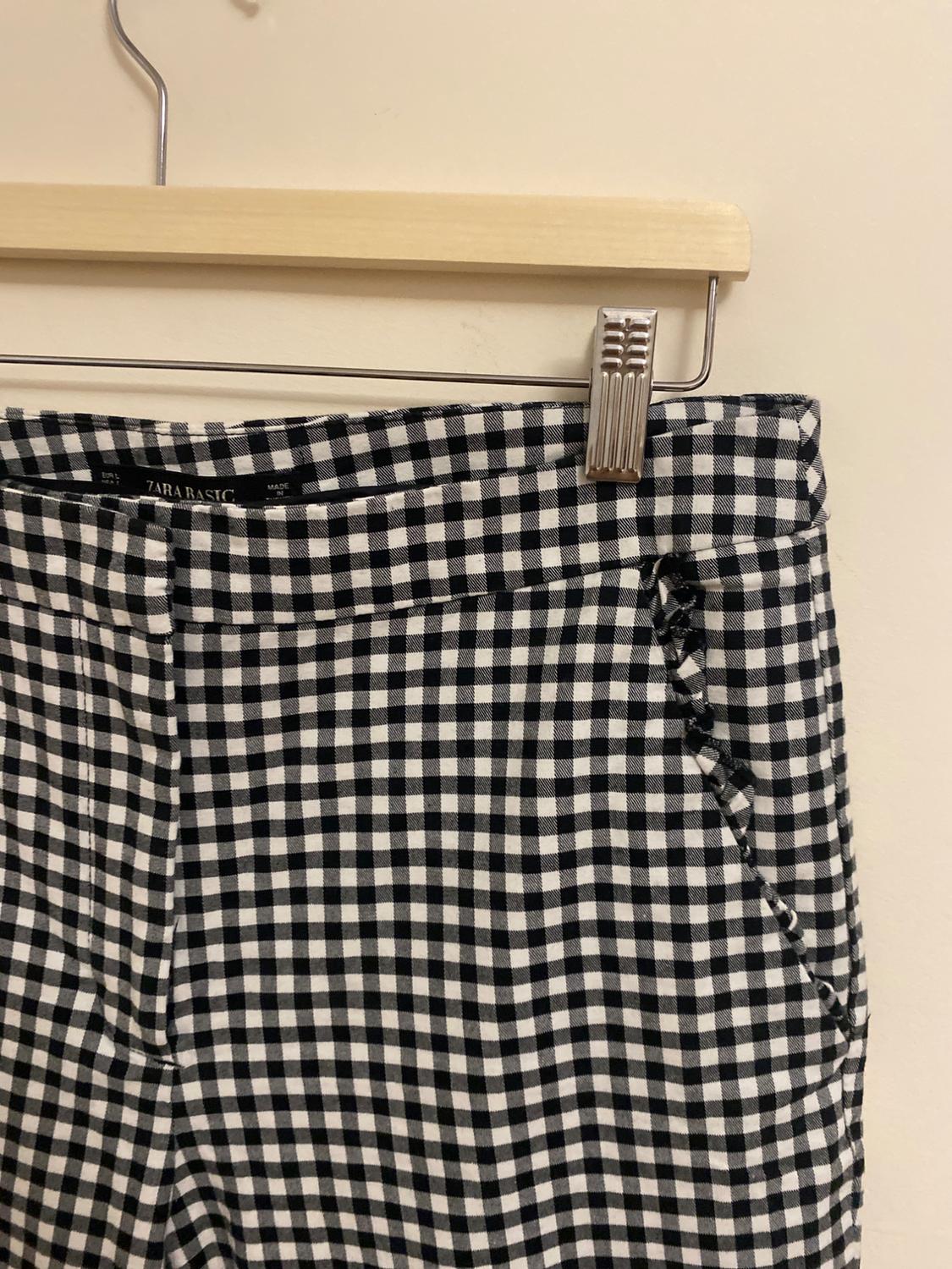 CHECKED TROUSERS WITH RUFFLES - Image 3