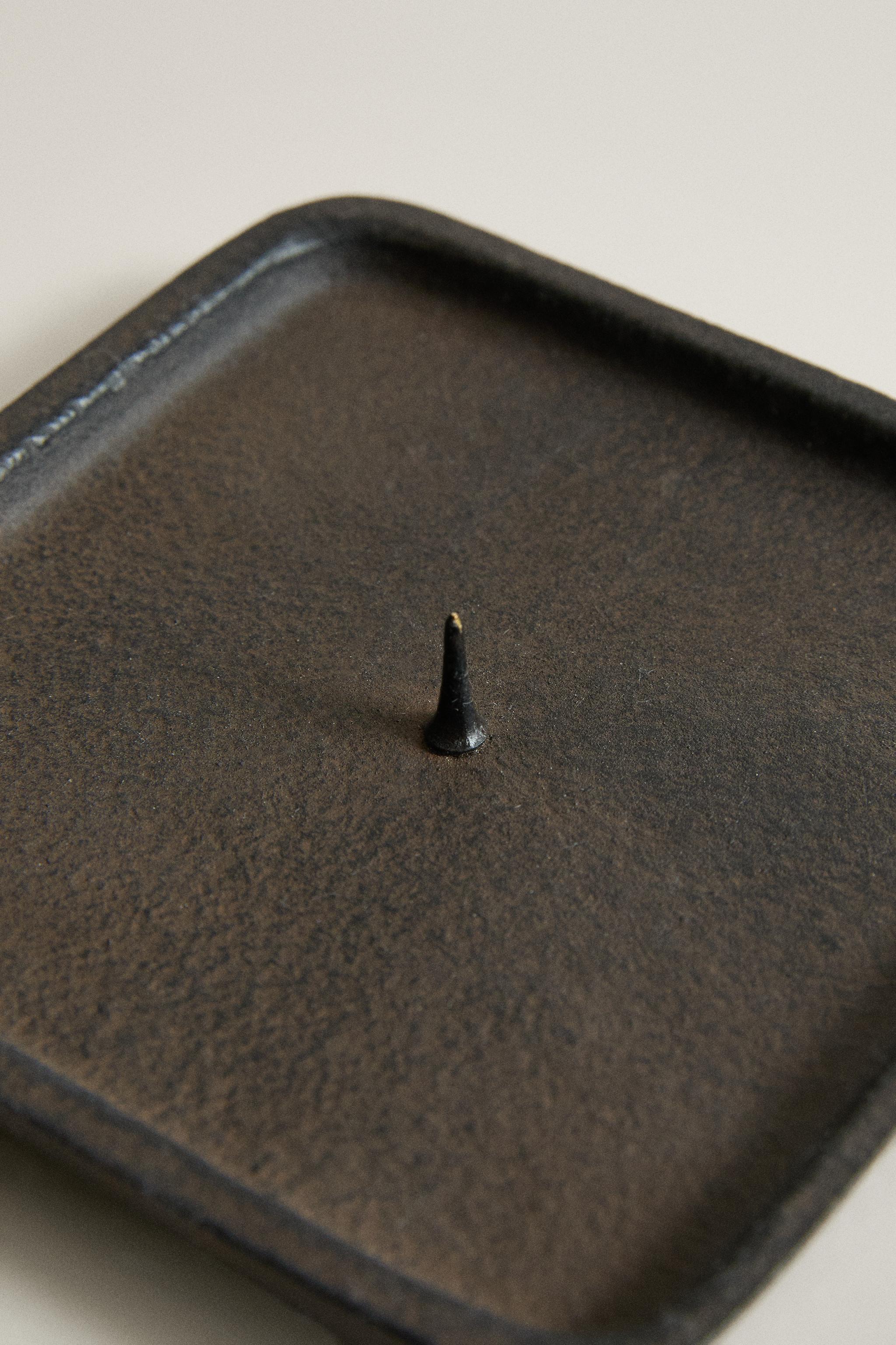 RECTANGULAR METAL CANDLEHOLDER