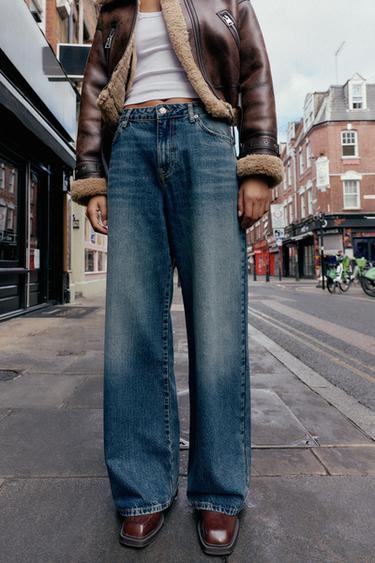 JEANS Z1975 WIDE LEG LOOSE بخصر عال وحزام - أزرق لامع الخاص بـ Zara
