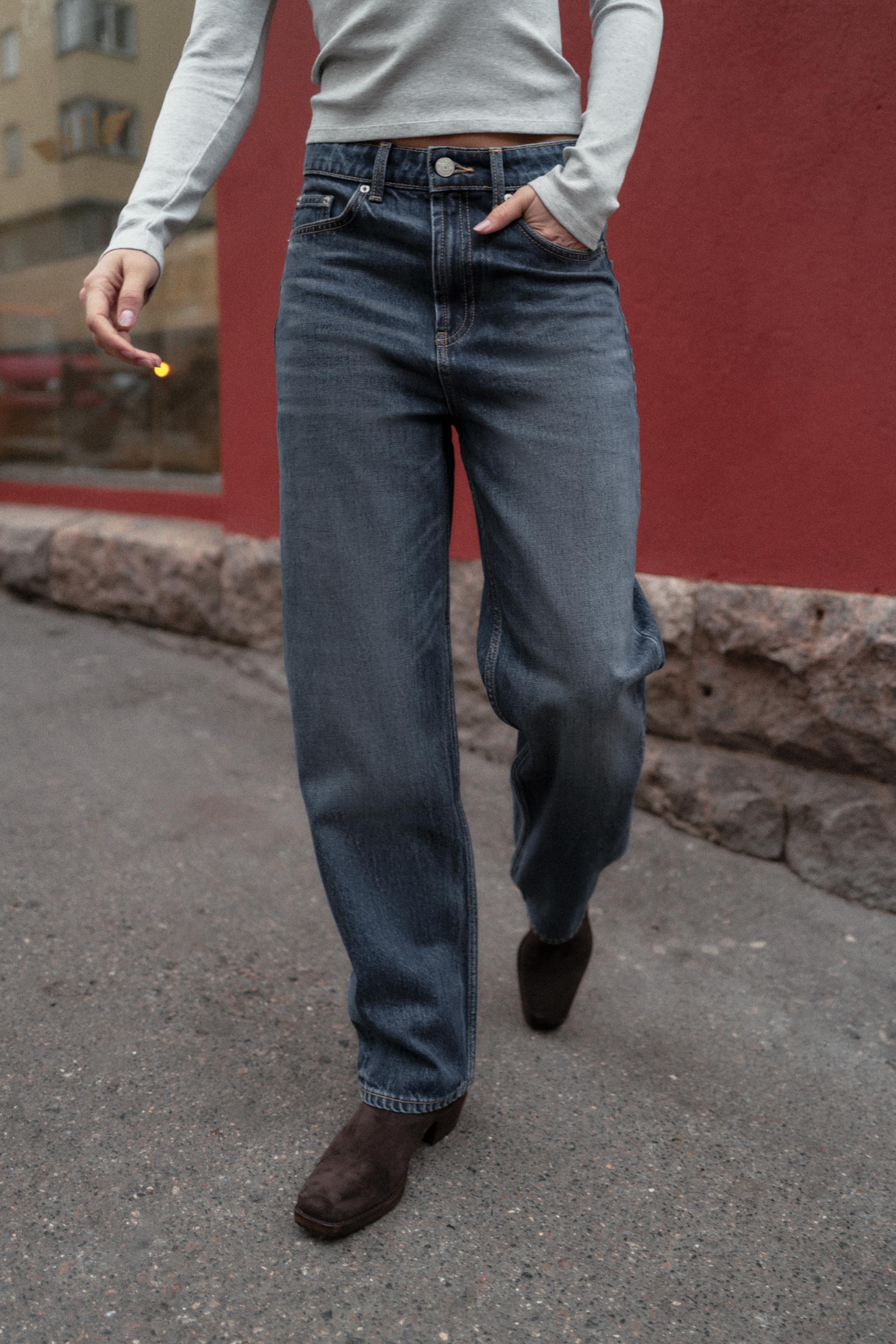 TRF MOM FIT HIGH WAIST JEANS