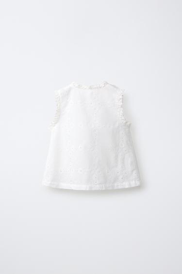 Blusa bordada con ribete de encaje 2