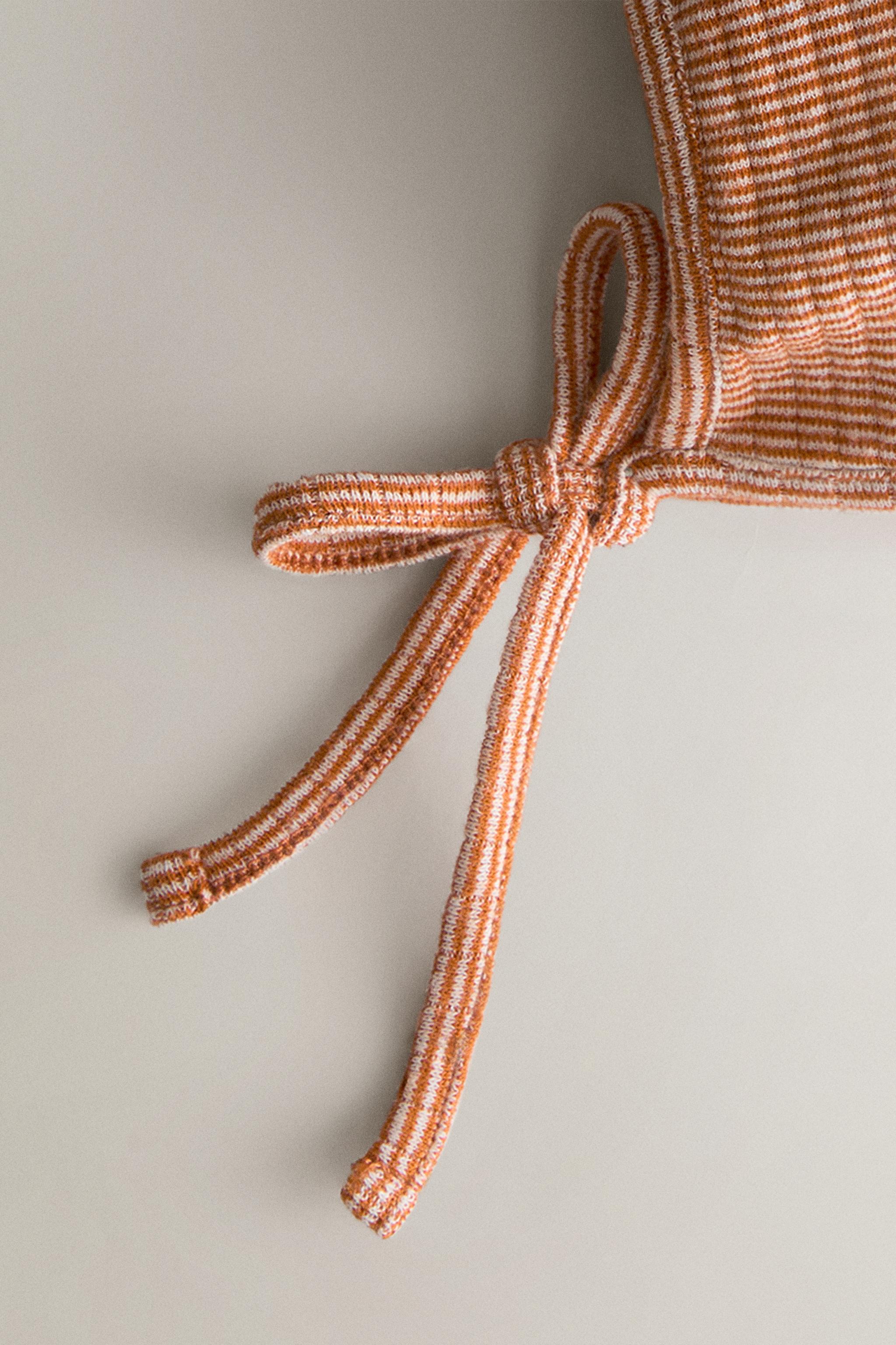 KIDS' STRIPED BONNET — Ecru / Red