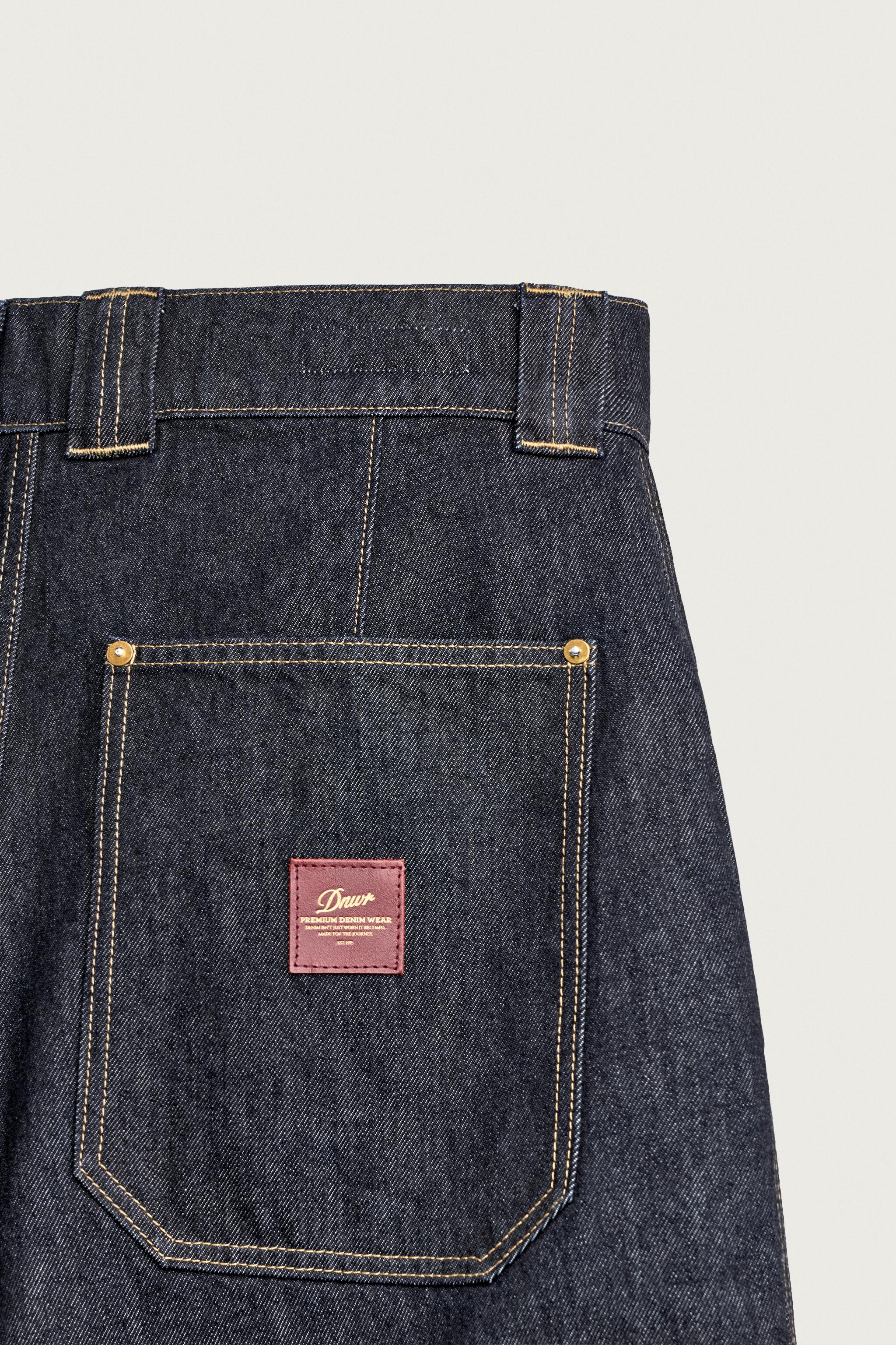 CHAIN DETAIL RELAXED DENIM JORTS