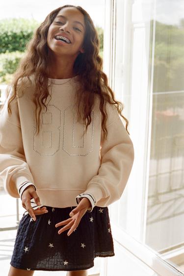 Zara NUMBER STUD SWEATSHIRT - Ecru