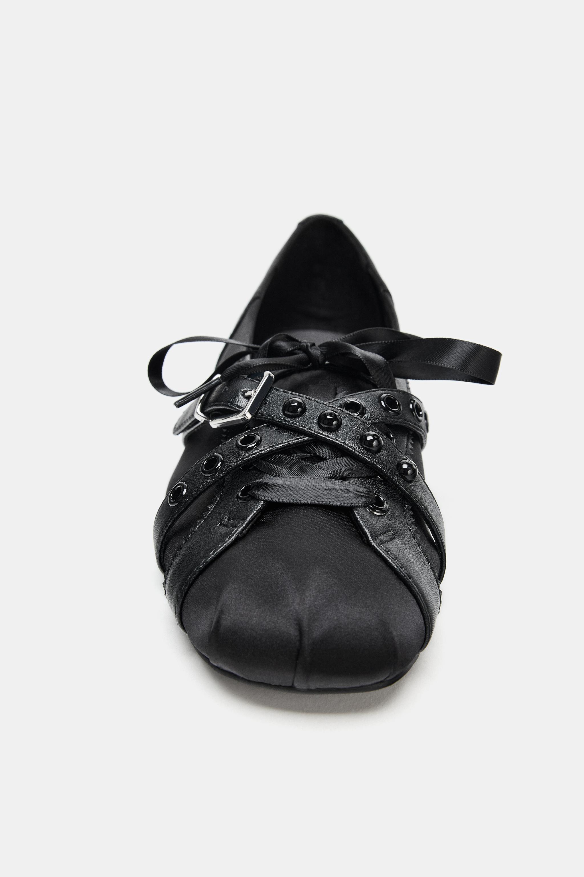 ストラップディテールバレエシューズ - ブラック | ZARA Japan / 日本