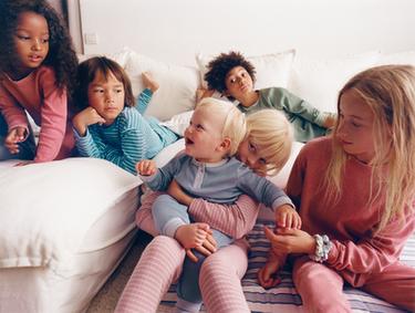 6-14 YEARS/ PLAIN PYJAMAS WITH TOPSTITCHING — Raspberry 1