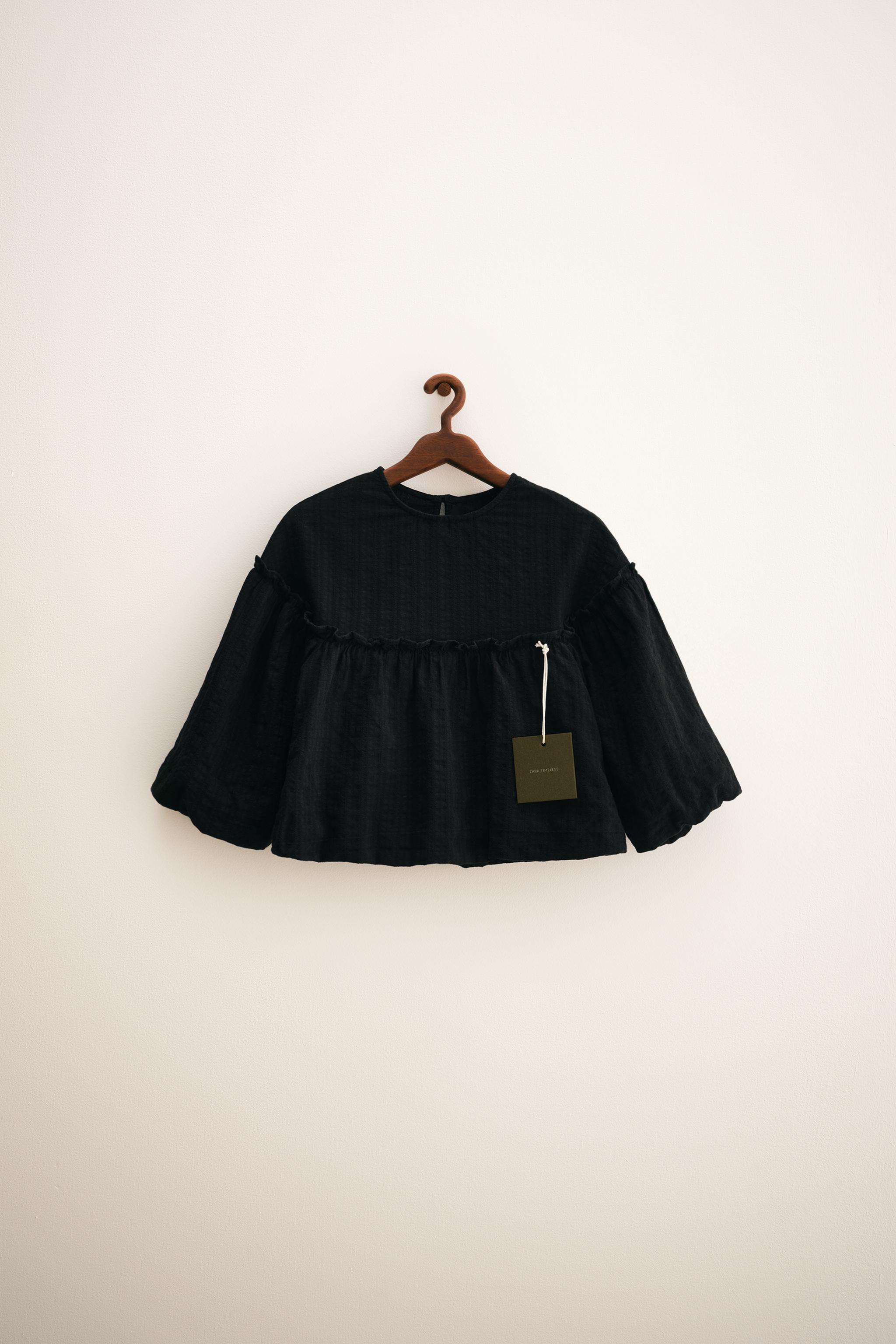 【新品未使用】 Limited Cut Jacquard Puff Blouse 新品未使用】 Limited Cut Jacquard Puff Blouse