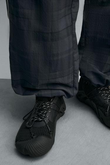 IRREGULAR SOLE TRAINERS - Black by Zara - Image 2
