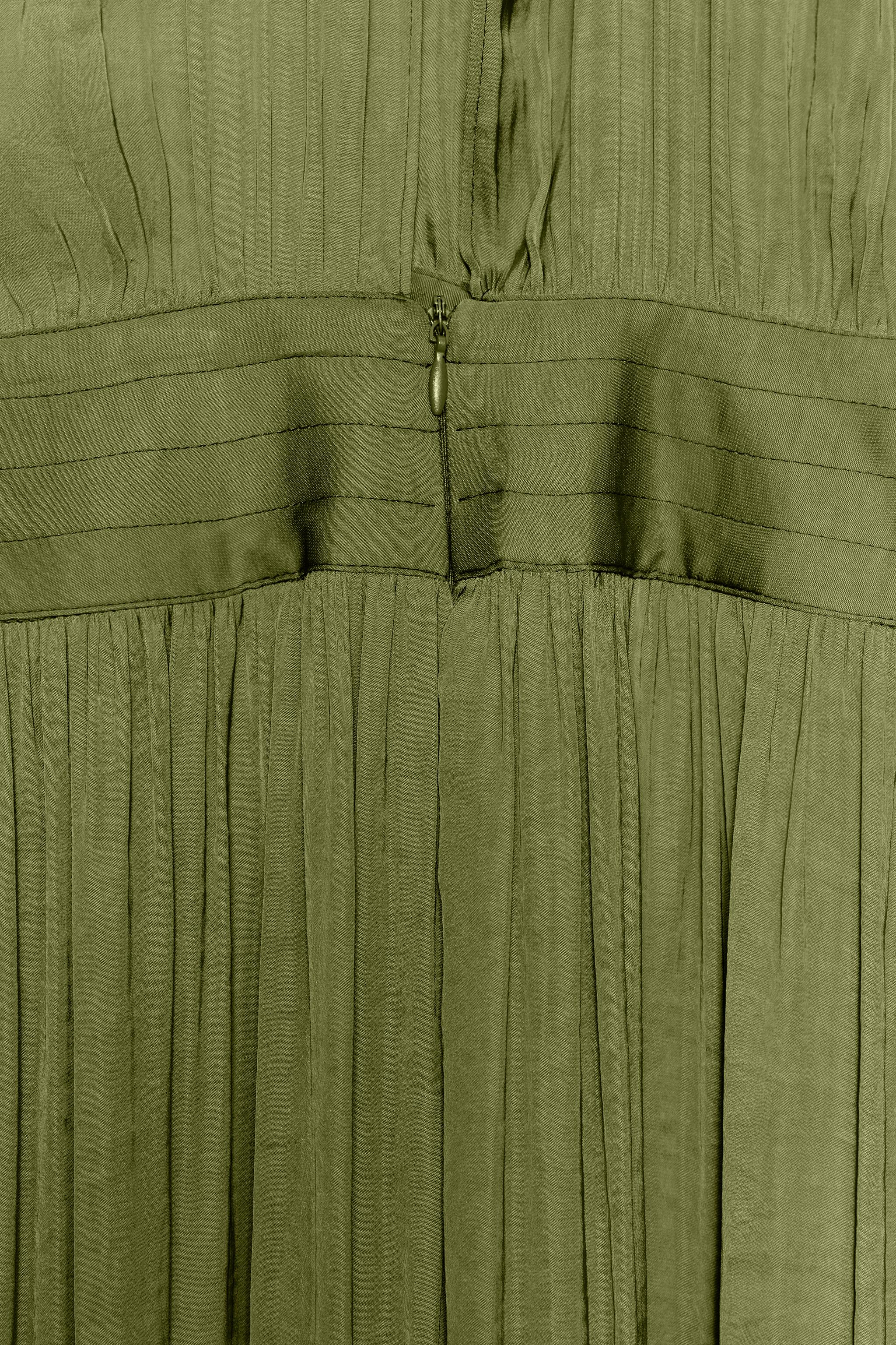 LONG HALTER FROG FASTENING DRESS