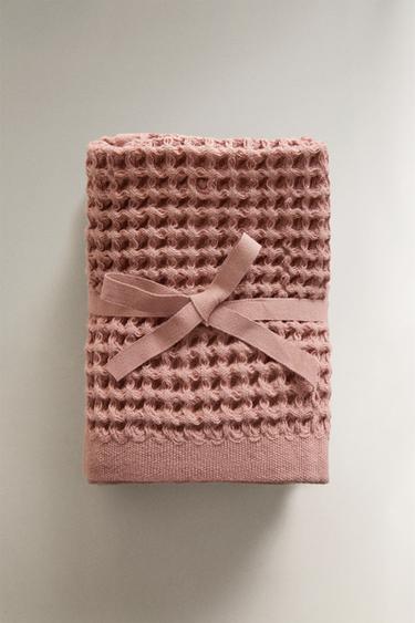 WAFFLE-KNIT COTTON HAND TOWEL (PACK OF 3) - Pale pink by Zara