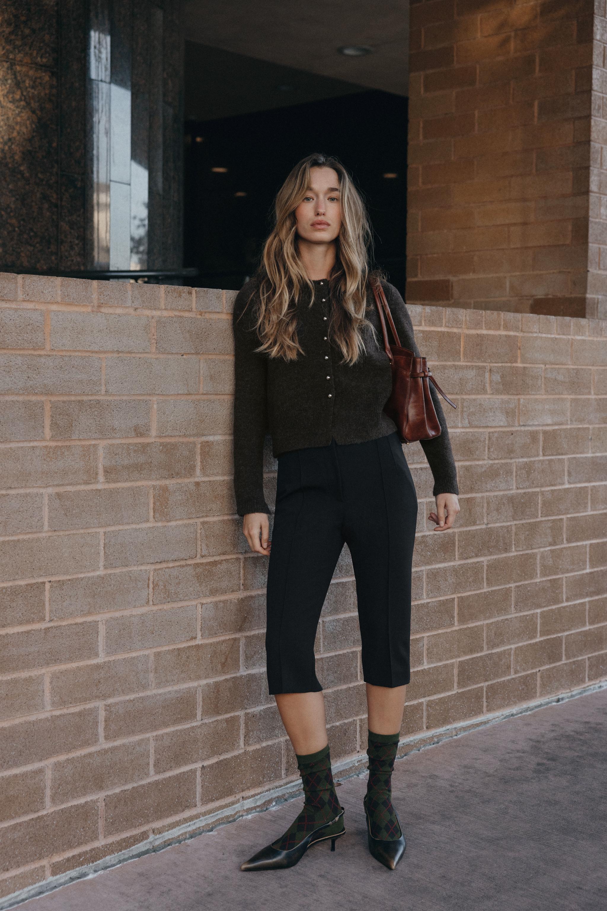 BALL BUTTON KNIT CARDIGAN